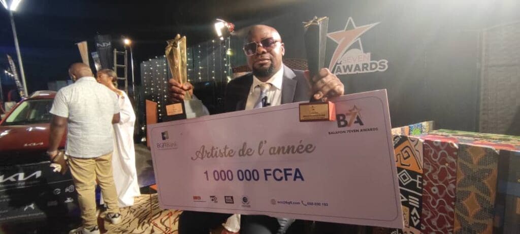 Le jury de 7even Awards ne s'est pas uniquement basé sur mon travail de cette année pour me remettre ce prix du golden Awards"