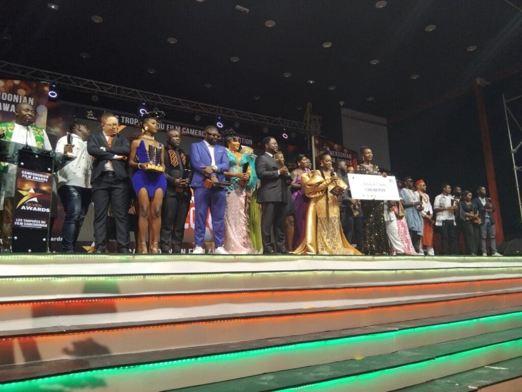 Liste complète des lauréats pour les principales catégories