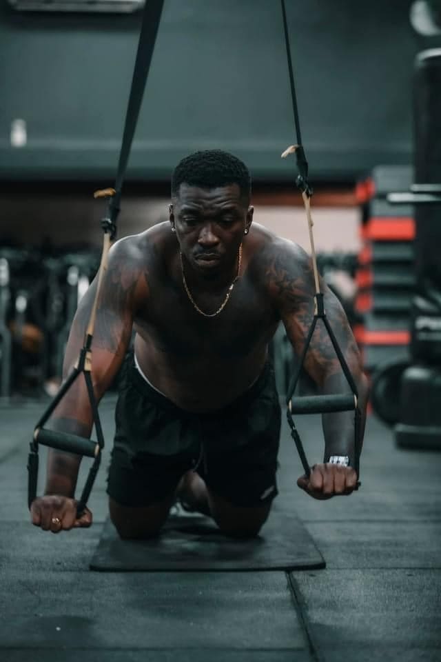 amo Samo, connu pour le hit « Coup du Marteau » de Tamsir