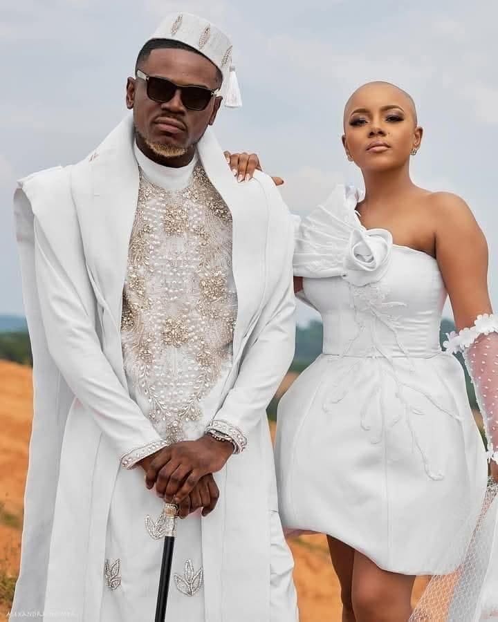 Ariel Sheney, célèbre chanteur et compositeur, a conclu l’année en beauté avec un mariage somptueux qui a réuni l'élite du showbiz ivoirien.