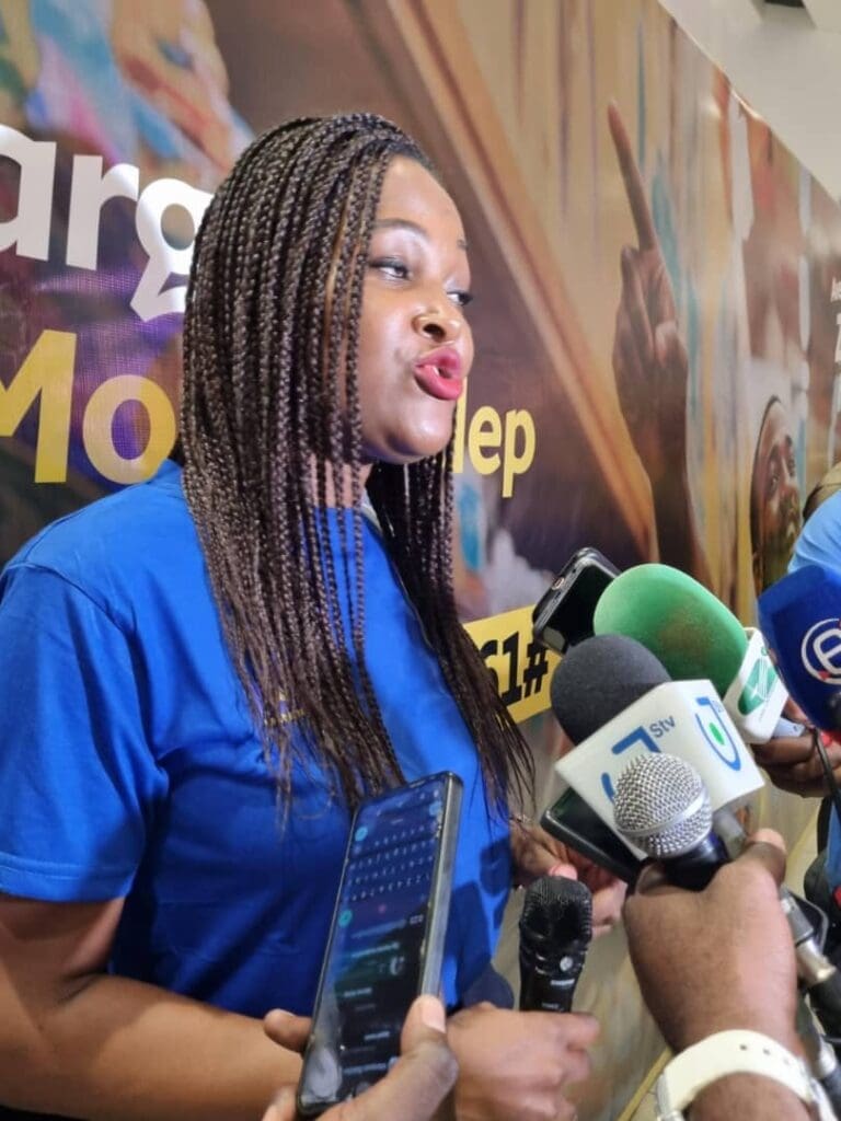 COMMENT S’ABONNER ET UTILISER MOMO HELEP