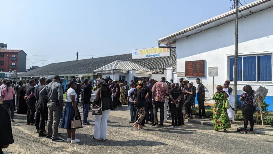 l'hôpital Laquintinie de Douala