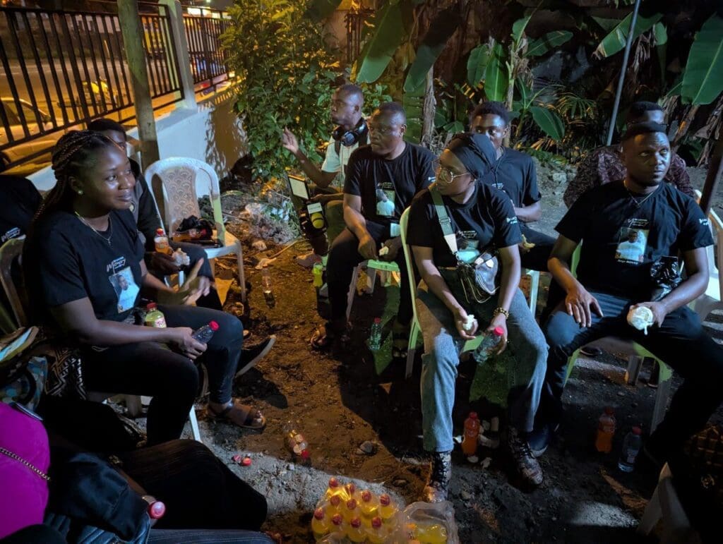 l'équipe Laura Dave Média