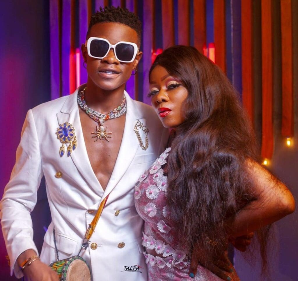 Maalox, Ténor, Krys M, Happy d’Efoulan , ensemble pour savourer les dernières heures de l’année en musique