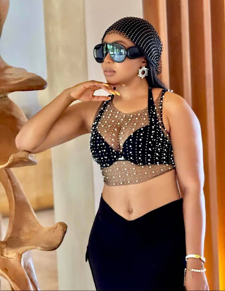 Syndy Emade fait un post sur sa page