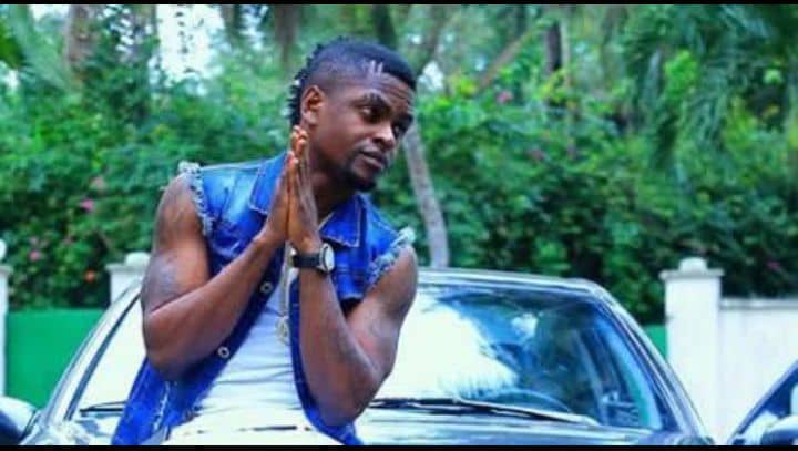 À l’entame de l’entretien, Bebi Philip a voulu faire lumière sur les raisons de sa longue absence de la sphère musicale ivoirienne.