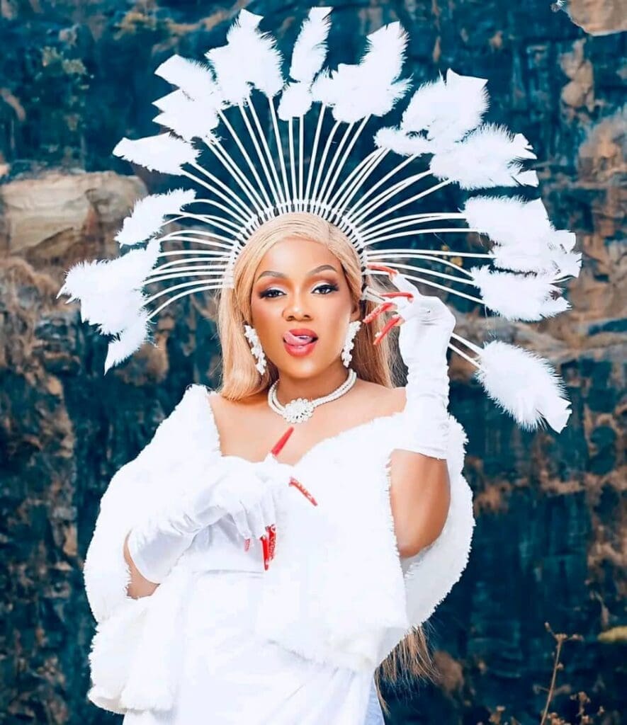 Jeudi 20 février 2025, des agents de la Société Nationale Camerounaise de l'Art Musical (SONACAM) se sont rendus au snack-bar-restaurant de Mani Bella