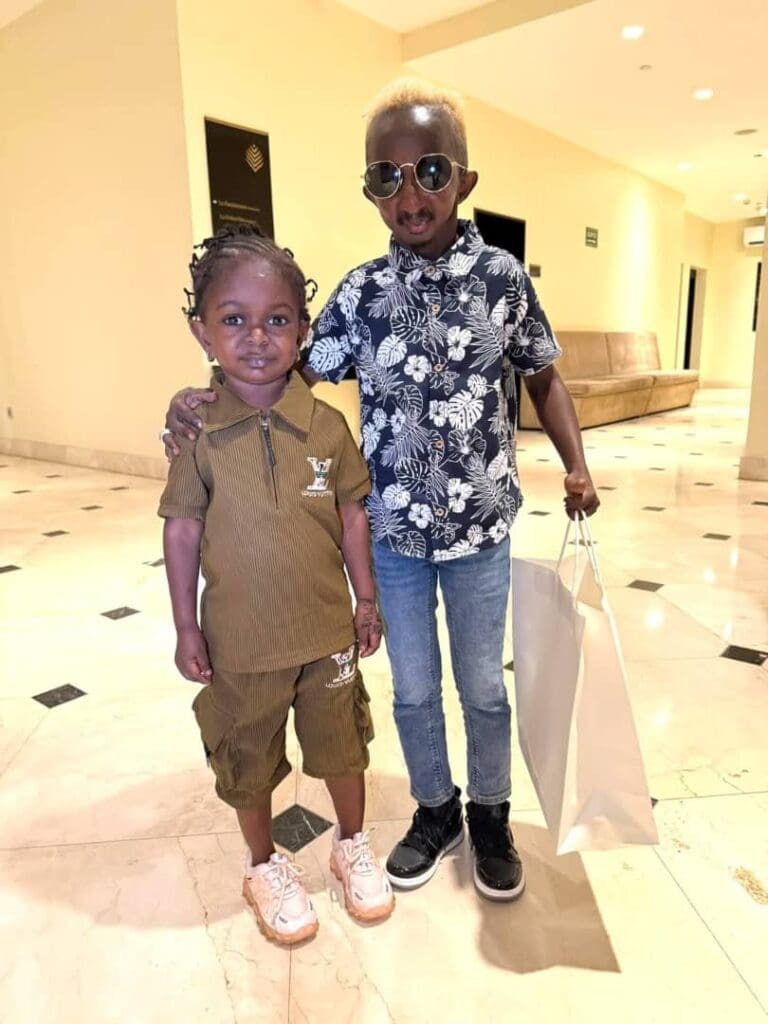 Grand P s'affiche avec une jeune femme qui serait selon toute vraisemblance sa nouvelle compagne: Mariame Diakité.