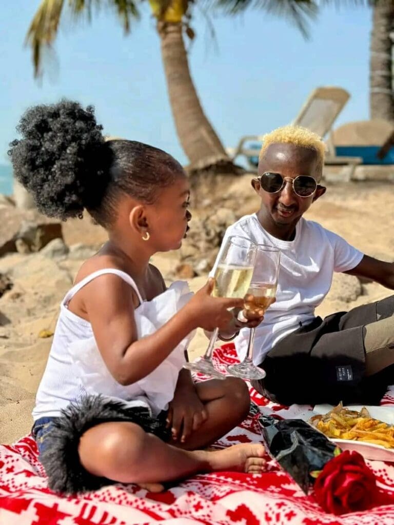 sans impact sur son ex fiancée Eudoxie Yao. Mais la chanteuse et influenceuse aux formes plantureuses ne semble pas affectée, bien au contraire.