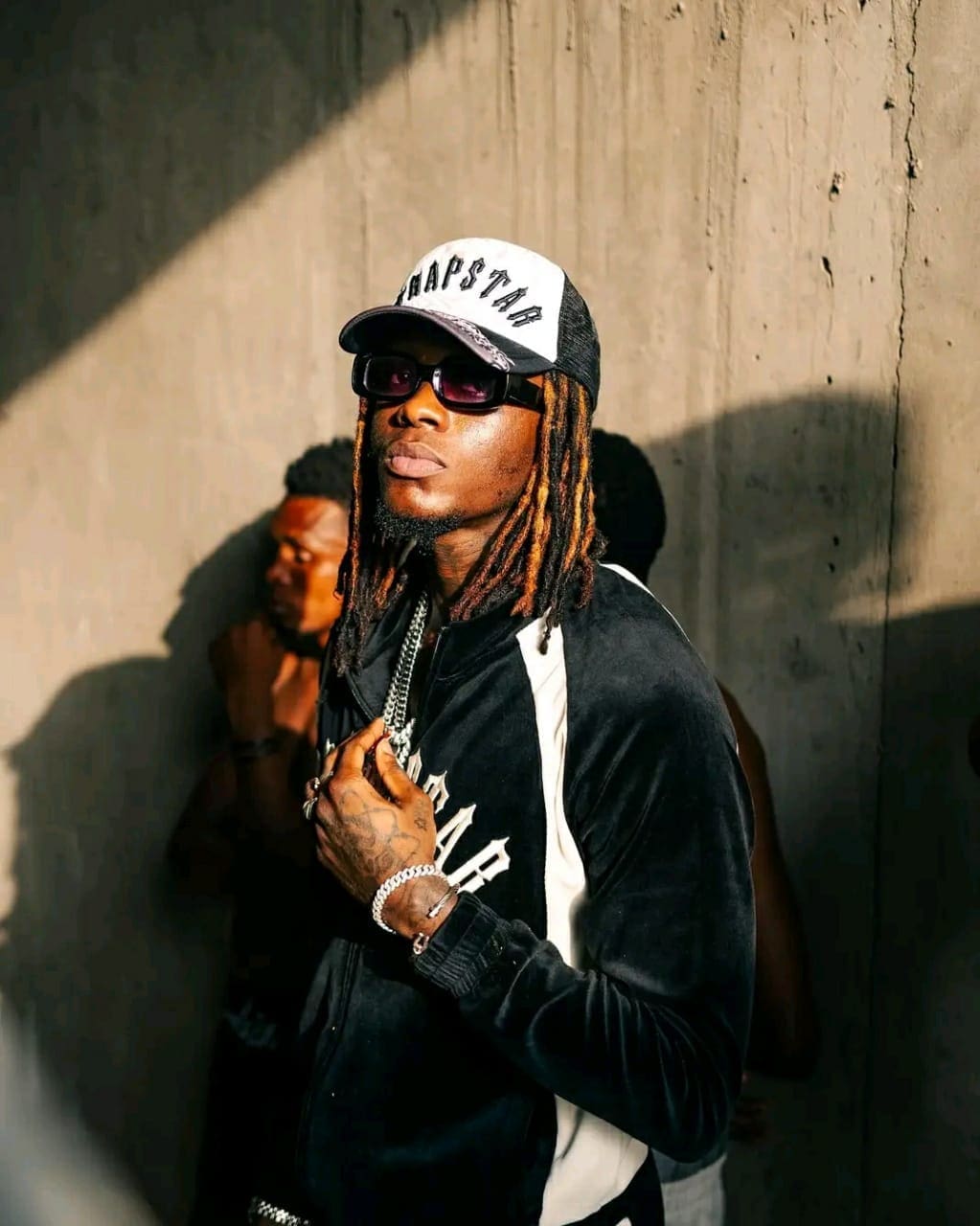 Clash entre Wizkid et Himra