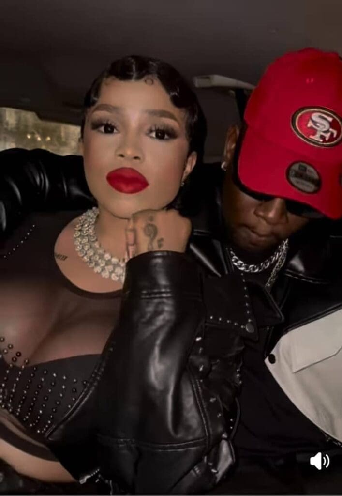 Mink’s et Blanche Bailly croquent l'amour. 