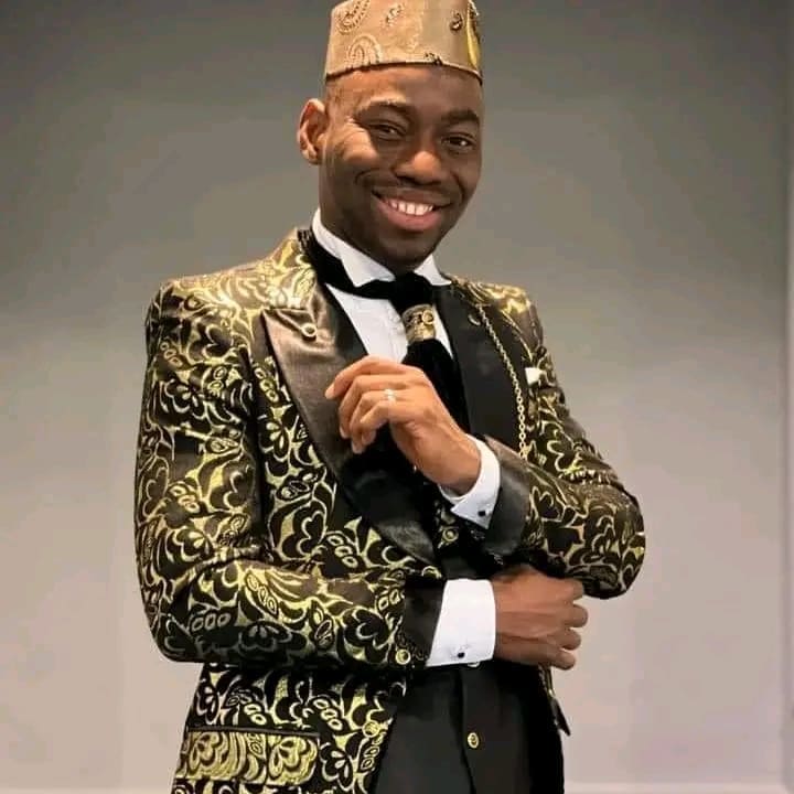 Le célèbre pasteur ivoirien Camille Makosso a révélé avoir reçu un ultimatum des membres de la Commission des pasteurs évangéliques et protestants 