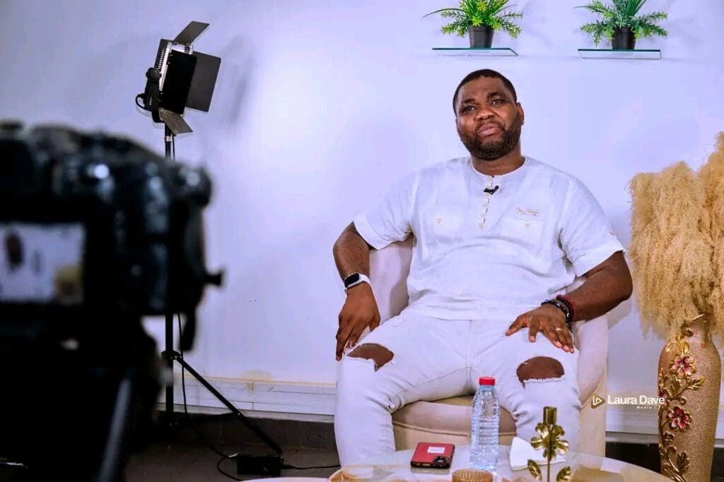 sa rencontre avec avec la musique, son regard sur la nouvelle génération d'artiste camerounais