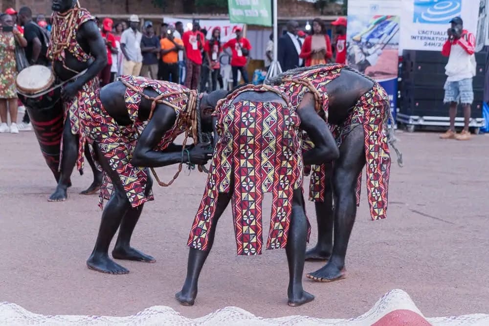 Bangui vibre au rythme de la 4e édition du TÎ-Ï Festival, un rendez-vous culturel majeur placé cette année sous le thème « l’éducation par les arts »