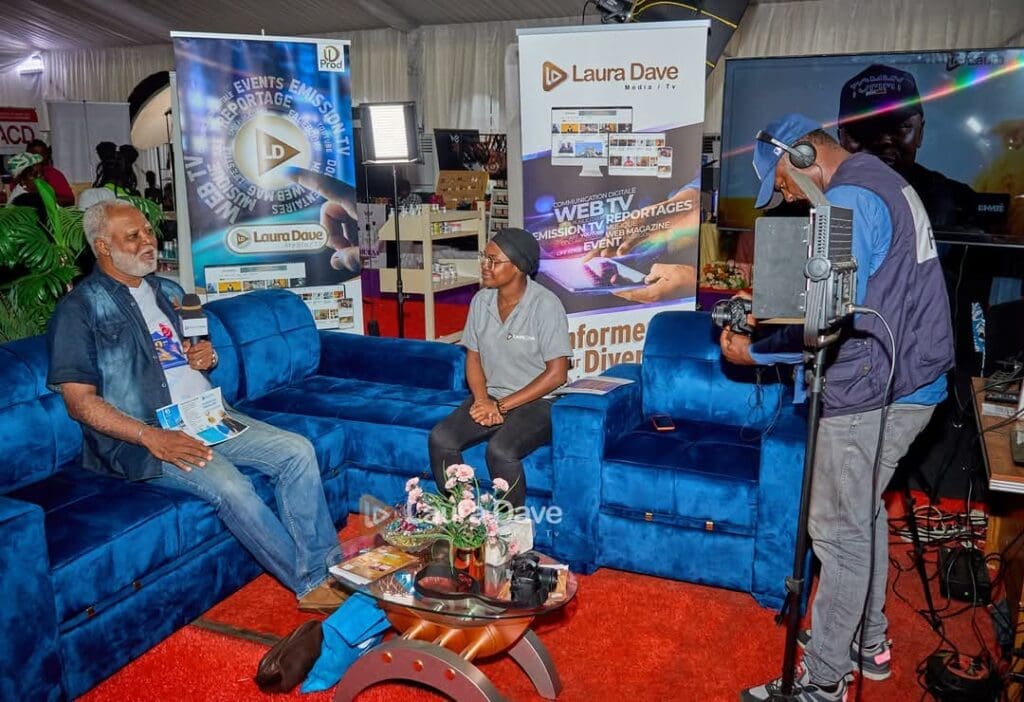 Dès les premières journées, le stand de Laura Dave Média TV/Prod a servi de cadre d’échanges et de partages d’expériences.