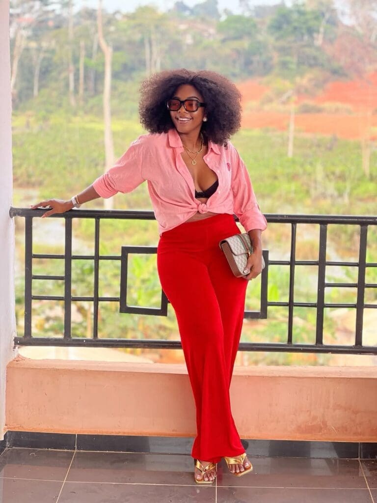 « Je n'ai jamais entretenu de relations avec le mari de mon agresseuse », Ruby la Milliardaire