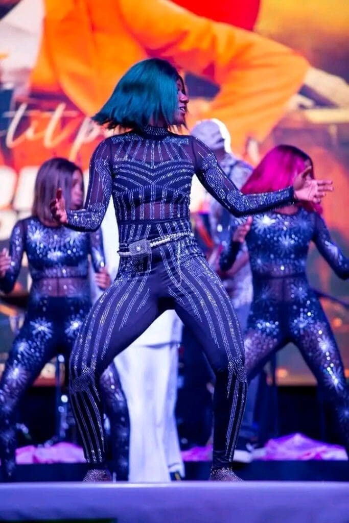 travers ce concert, Petit Pays a revisité les temps forts de son