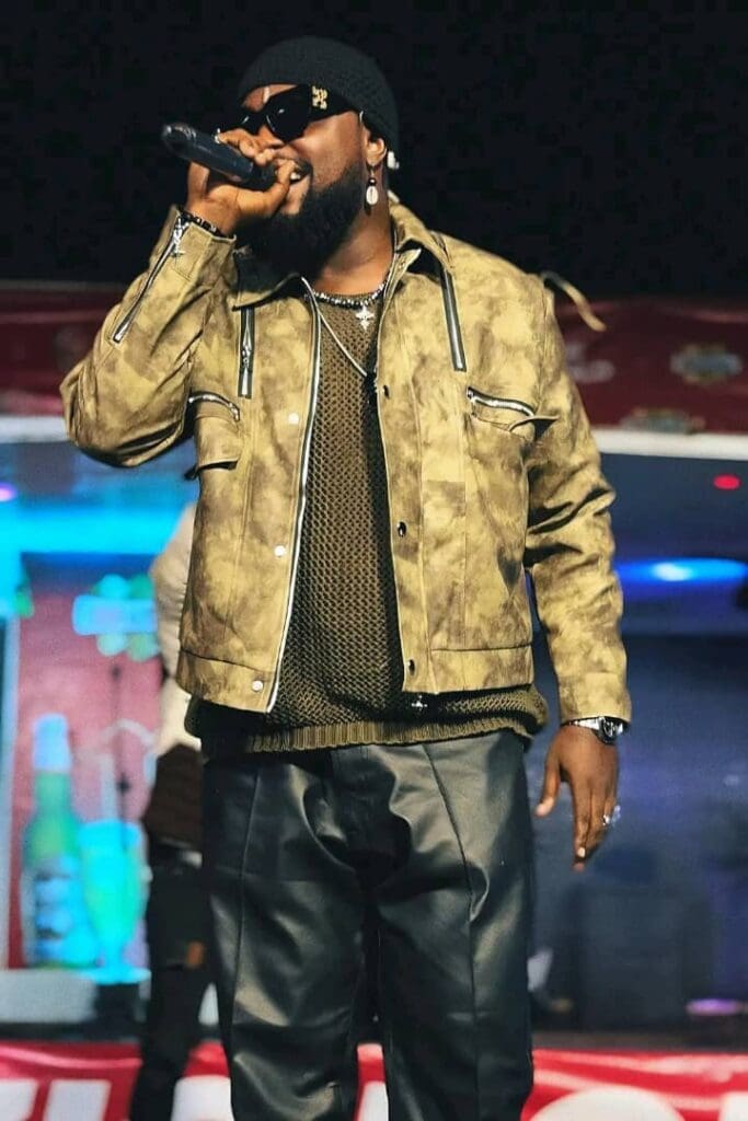 Manque le solidarité artistique au Cameroun, Phillbill crache ses vérités