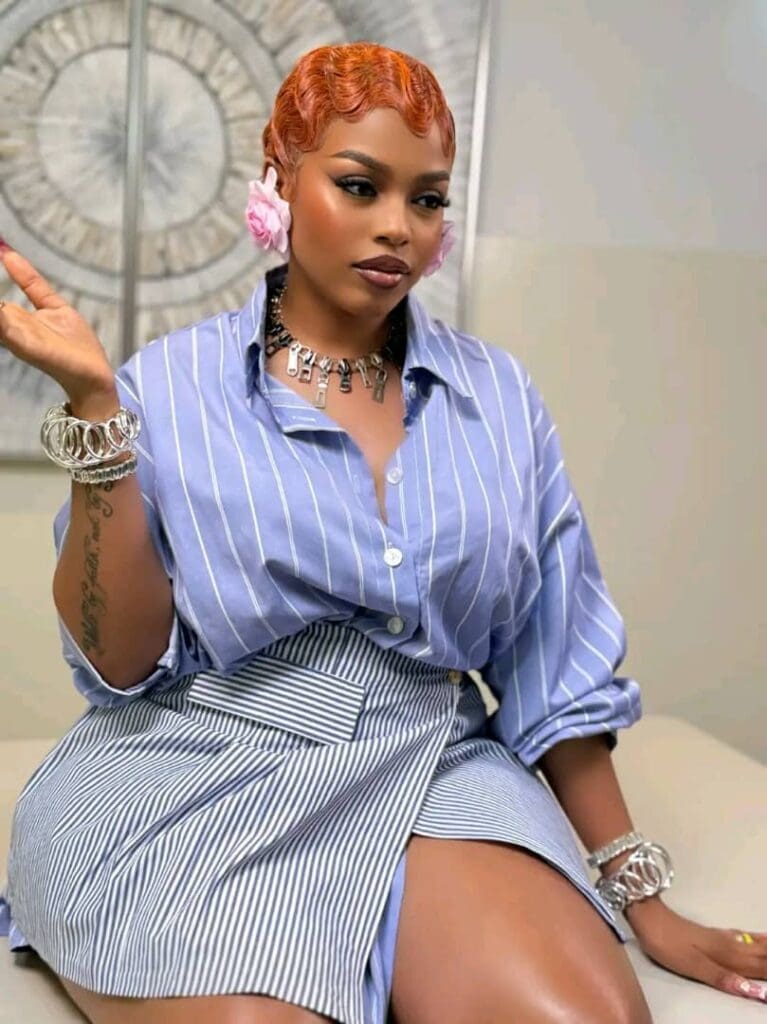 Blanche Bailly révèle l'histoire derrière sa collaboration avec Lady Ponce sur le hit "Lève-toi"