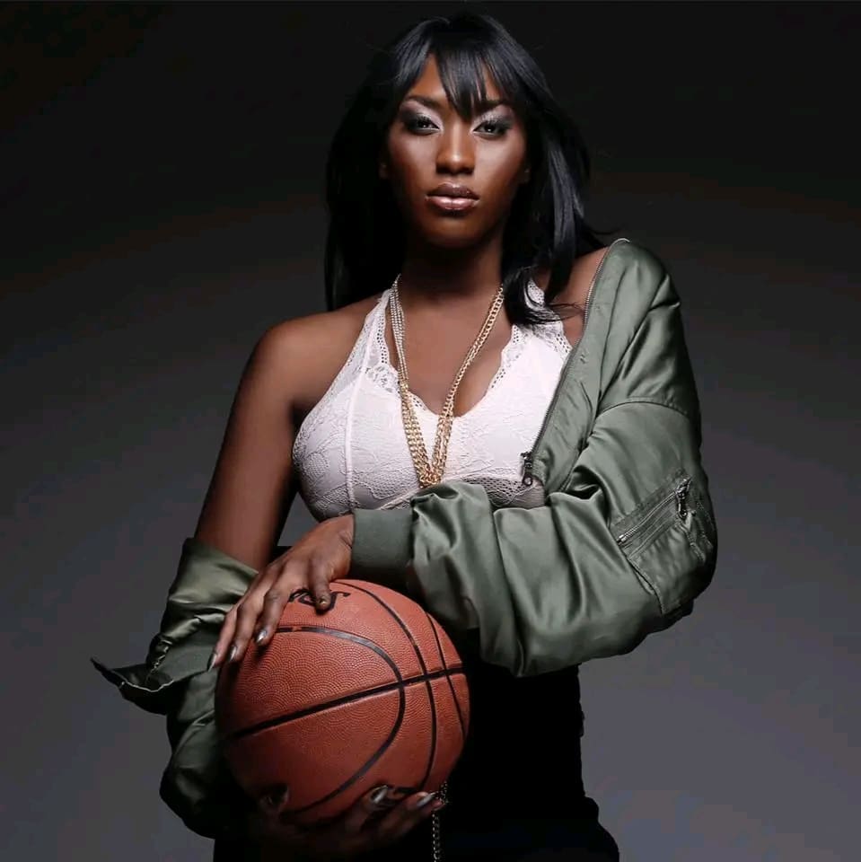 Aya Nakamura : La star mondiale qui pulvérise les records sur YouTube