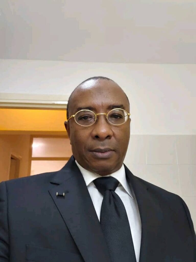 L'académie des arts et des sciences du cinéma américaine , organisatrice des prestigieux Oscars, a récemment invité environ 534 nouveaux membres