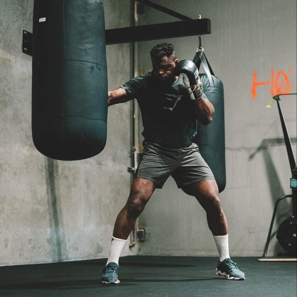 Une étape majeure pour le MMA africain, marquée toutefois par l’absence remarquée de Francis Ngannou, président du PFL Afrique et figure 