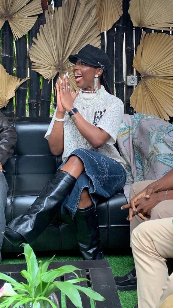 Sabrina Love : 13 titres pour se livrer en toute authenticité avec "FREELY"