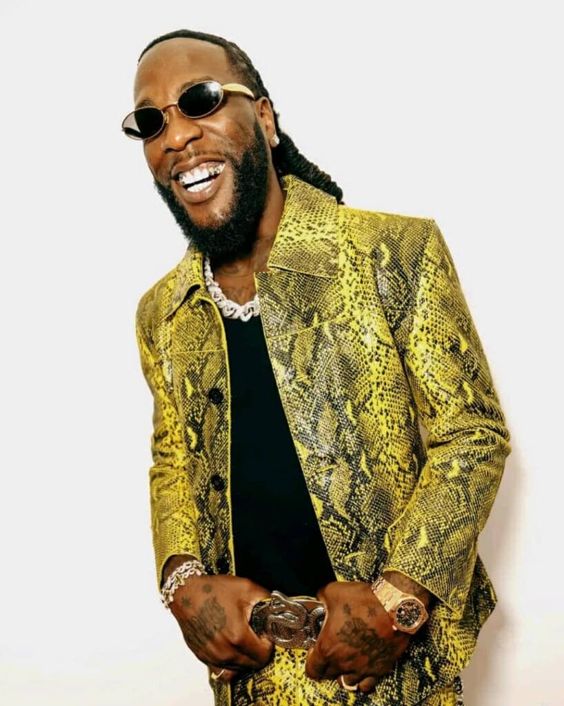 Le 4 septembre 2025, la star nigériane Burna Boy a été nommée ambassadeur mondial de la marque suisse "On", spécialisée dans les 