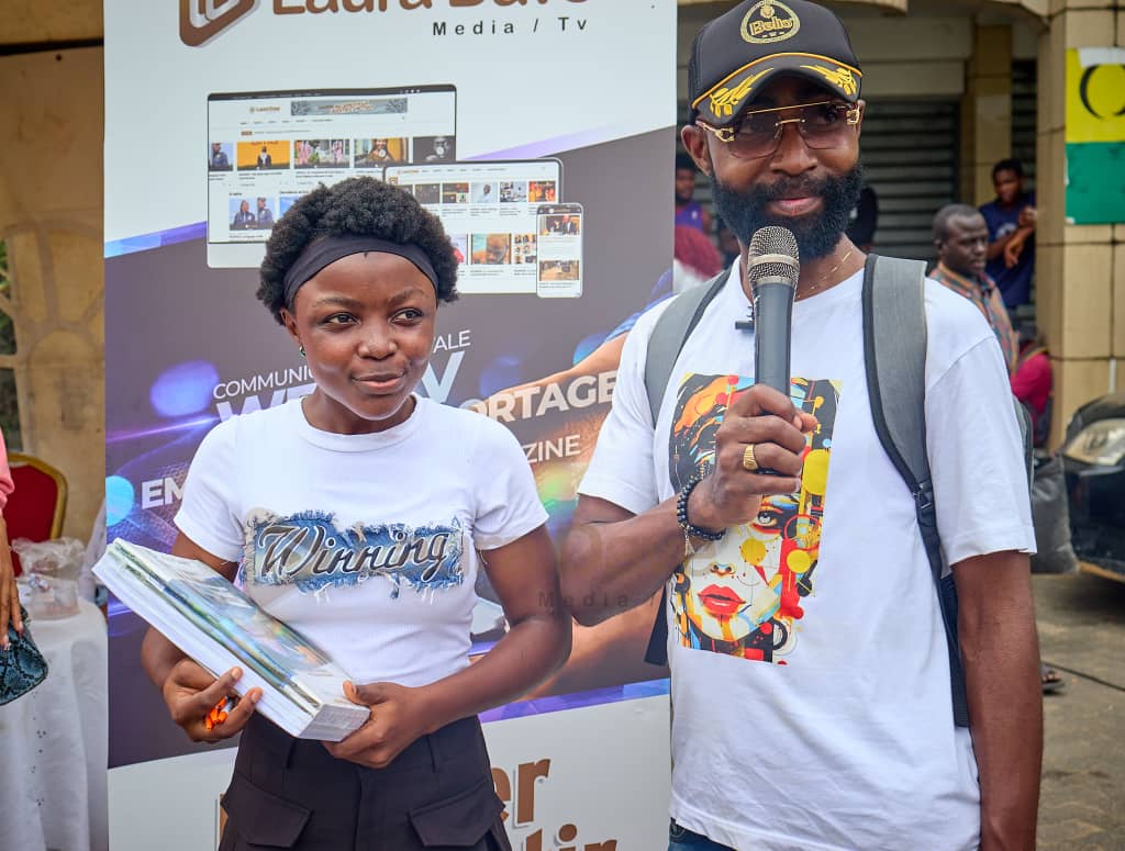 Élèves participant aux activités ludiques et éducatives pendant la rentrée scolaire 2025 à Douala