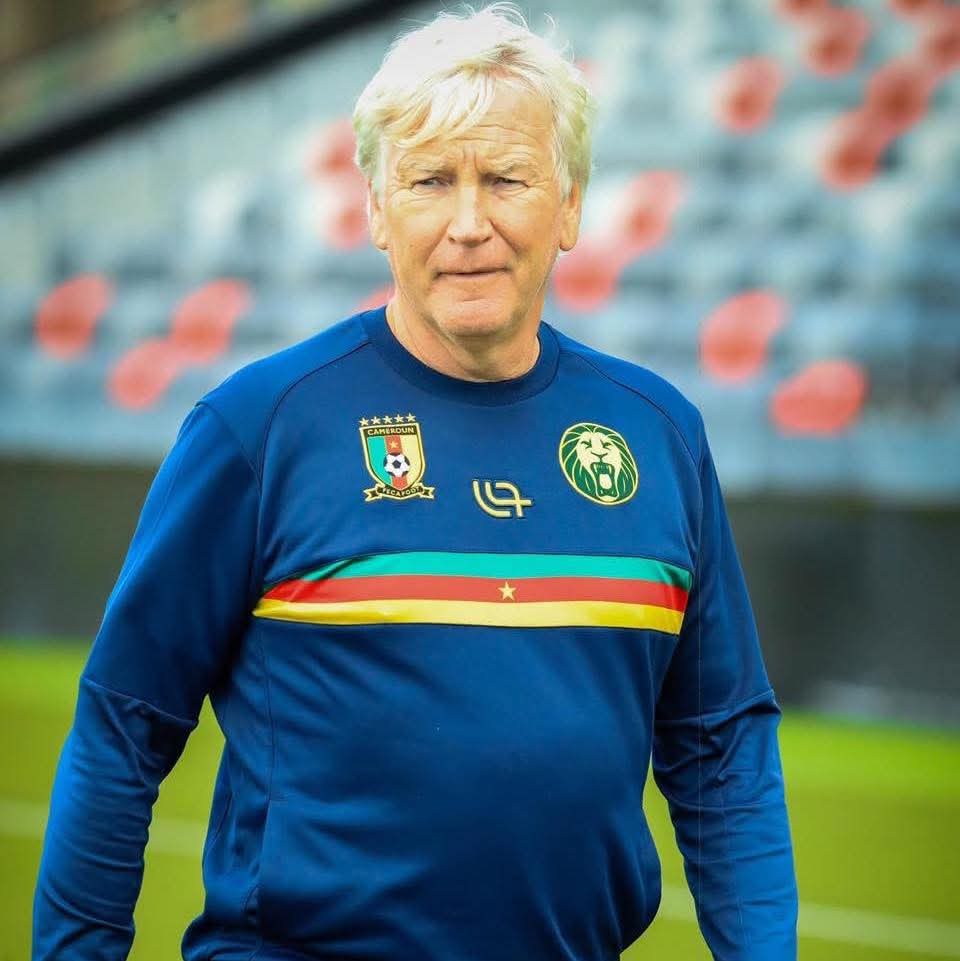 l’espoir de milliers de supporters venus croire encore à une qualification directe pour la prochaine Coupe du monde. Une débâcle qui laisse un goût amer .