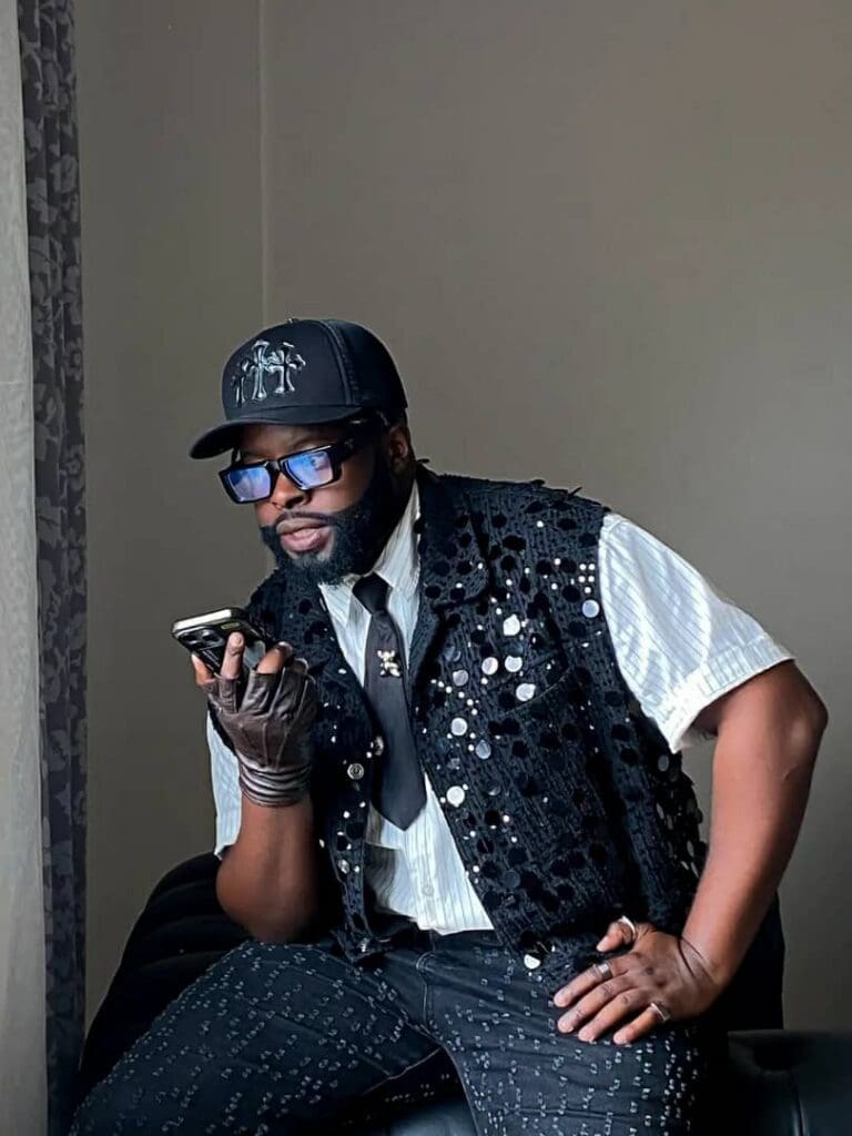 Locko prêche la paix : «Ce message vient du cœur, d’un frère, d’un Camerounais»