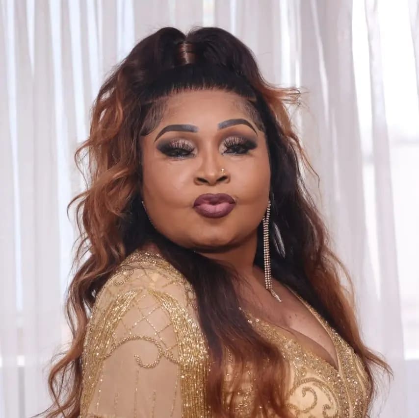 Rumba congolaise: La diva Mbilia Bel choisit l'amour plutôt que la rivalité