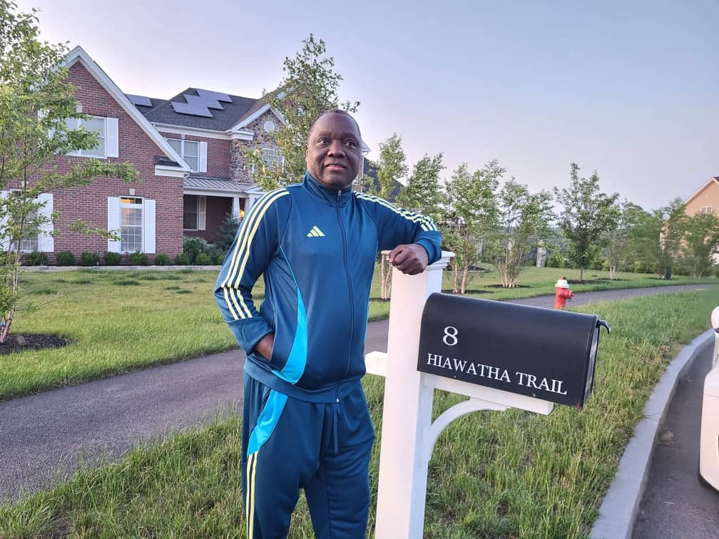 Pendant des années, cette confrontation s’est incarnée sur le plan musical par la rivalité ouverte entre Petit Pays et Koffi Olomidé.