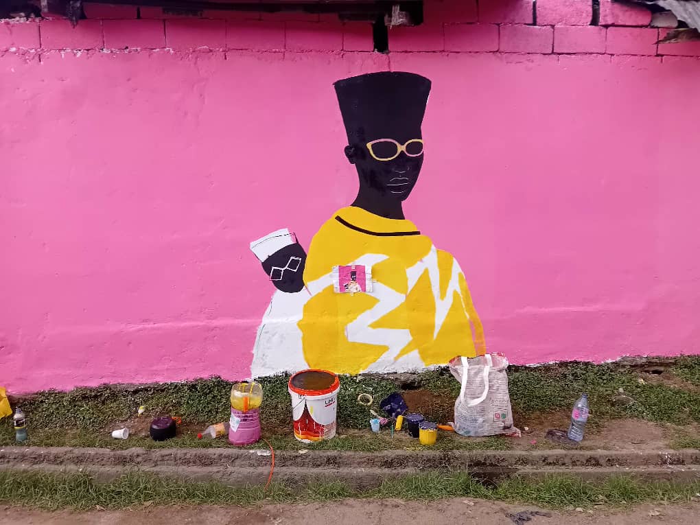 Betchakala 2025 : Abdal Amara magnifie la femme africaine à travers une fresque engagée