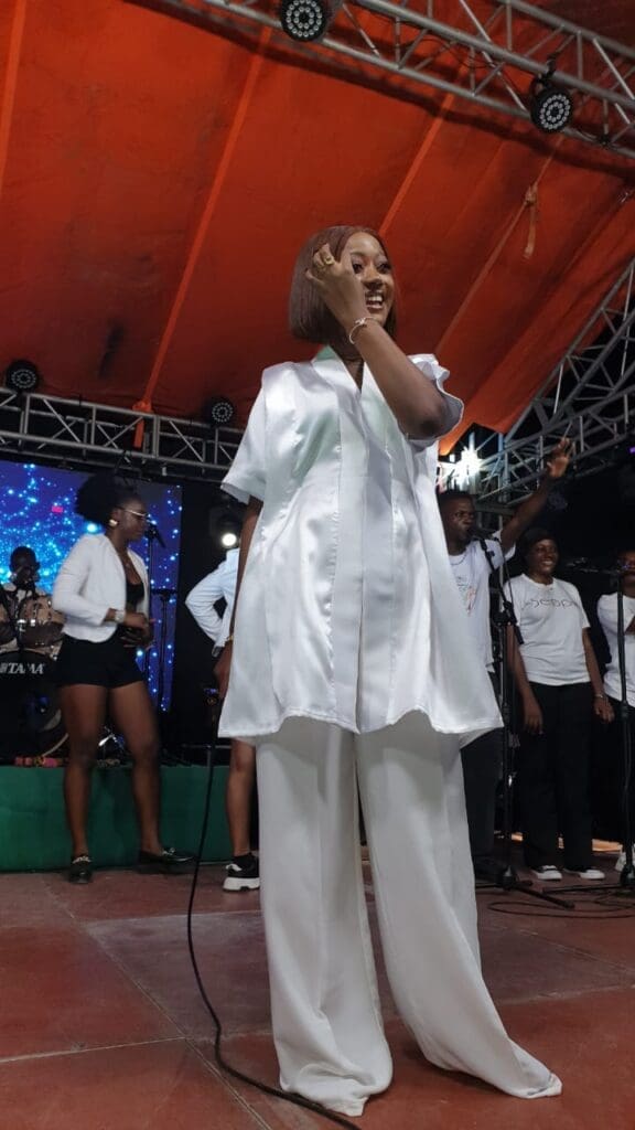 DOMAF2025:Seppo met le feu sur la scène du DOMAF à Nkongmondo