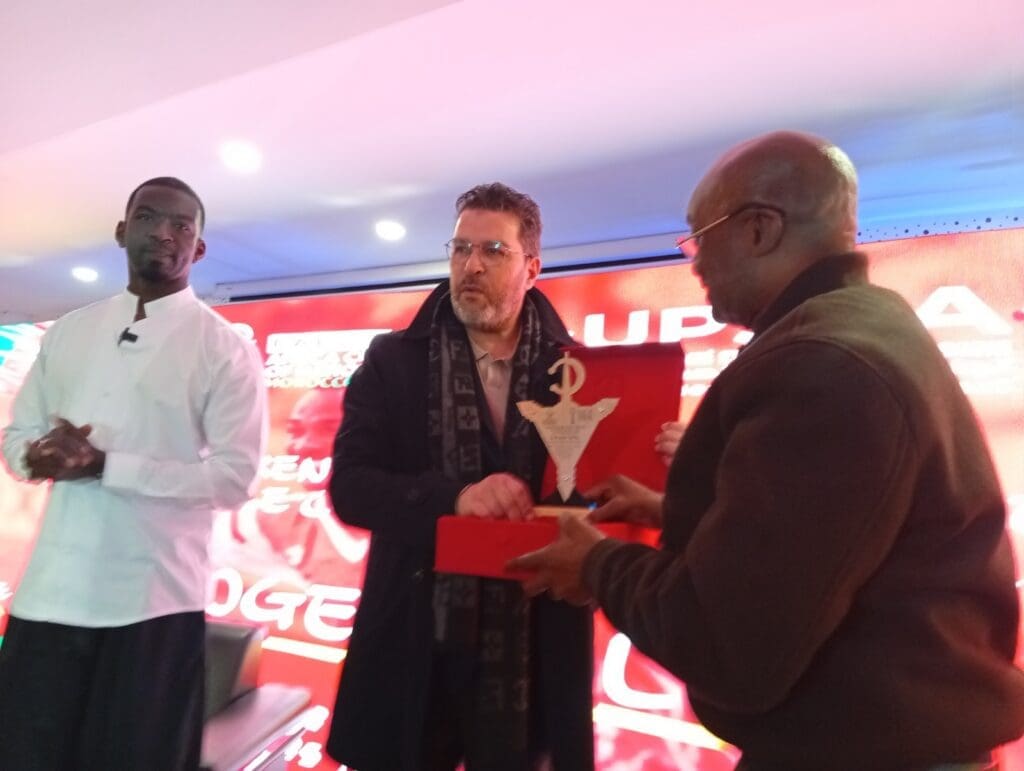 Une légende camerounaise honorée au Maroc : Roger Milla célèbre le football et la jeunesse