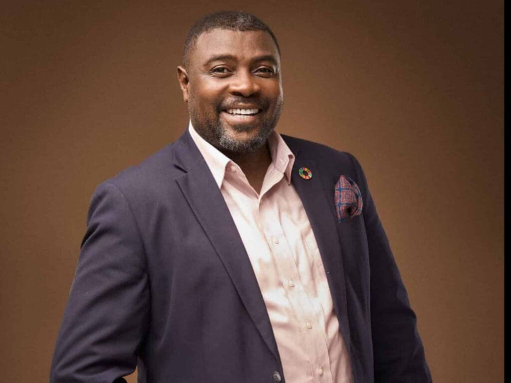 L’année 2025 reste comme l’une des plus éprouvantes pour le paysage people et public camerounais. Du cinéma à l’humour, des réseaux 