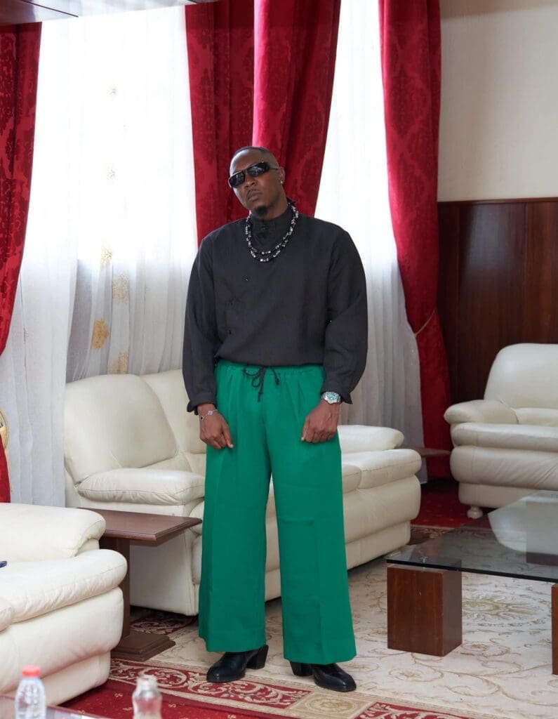 Le monde numérique est devenu le nouveau terrain de jeu, d'apprentissage et de travail de la jeunesse africaine. Si ces 