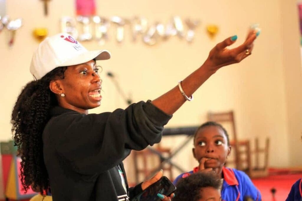 Inside Women’s Life Dance Battle : Lalysha fait vibrer le hip-hop féminin au rythme de la discipline et du leadership