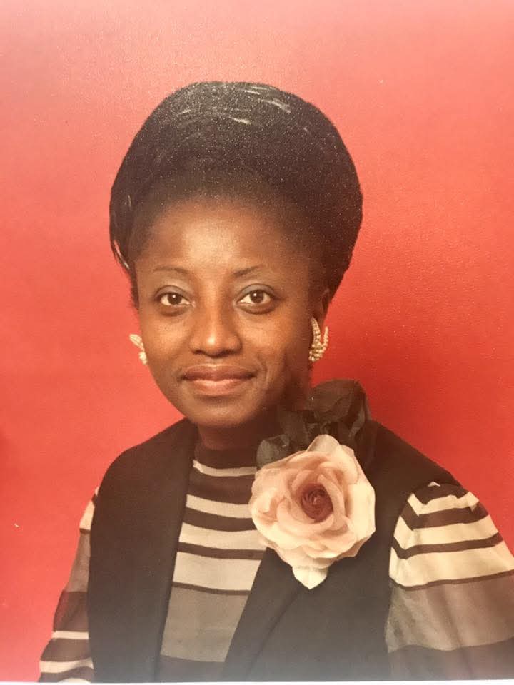 À l’occasion du Mois de la Femme, la rédaction de Laura Dave Media met en lumière celles qui, par leurs plumes, font rayonner la littérature