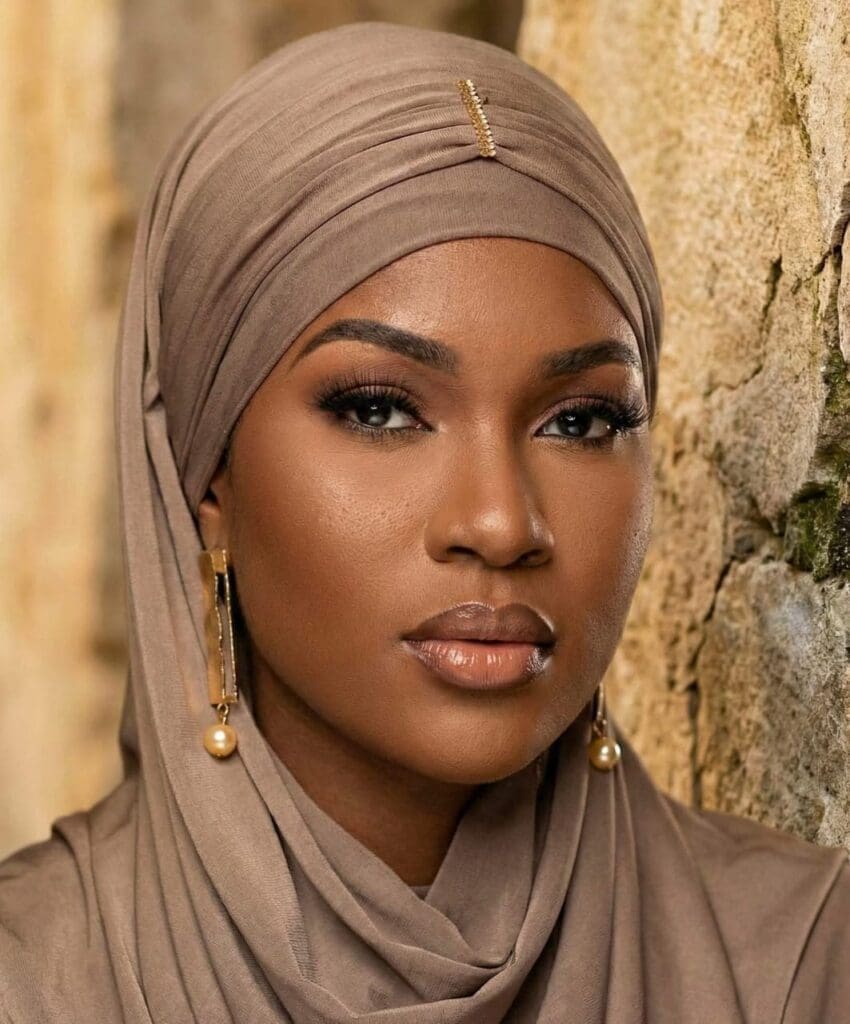 Alors que le mois de mars met à l’honneur les femmes à travers le monde, l’animatrice ivoirienne Konnie Touré fait face à une vague de 