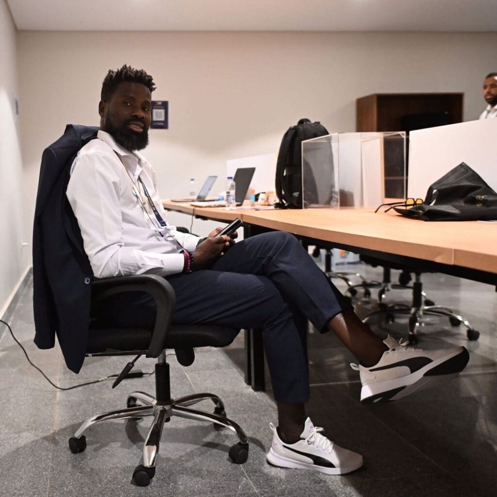 Emmanuel Eboué en larmes après dix ans sans voir ses enfants 