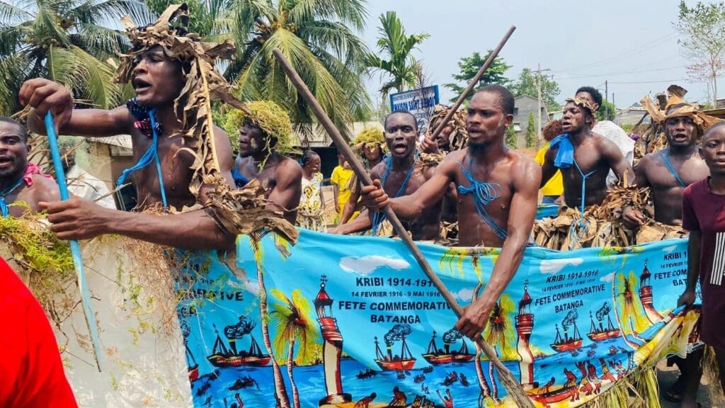Le département de l’Océan, et plus précisément la ville côtière de Kribi, vibre depuis le 25 avril 2026 au rythme de la 110ᵉ édition du "festival 