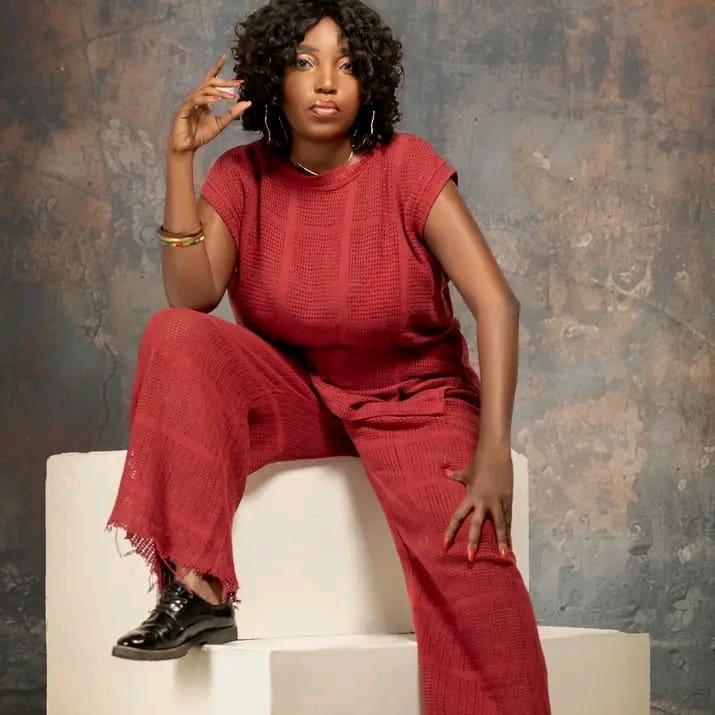 Eunice la Comédienne, la voix féminine qui bouscule l’humour gabonais sur le web