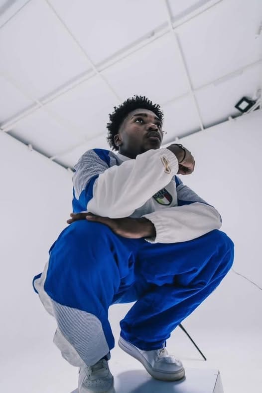 Dopelym, le rappeur qui voit déjà plus loin que le succès et les records 