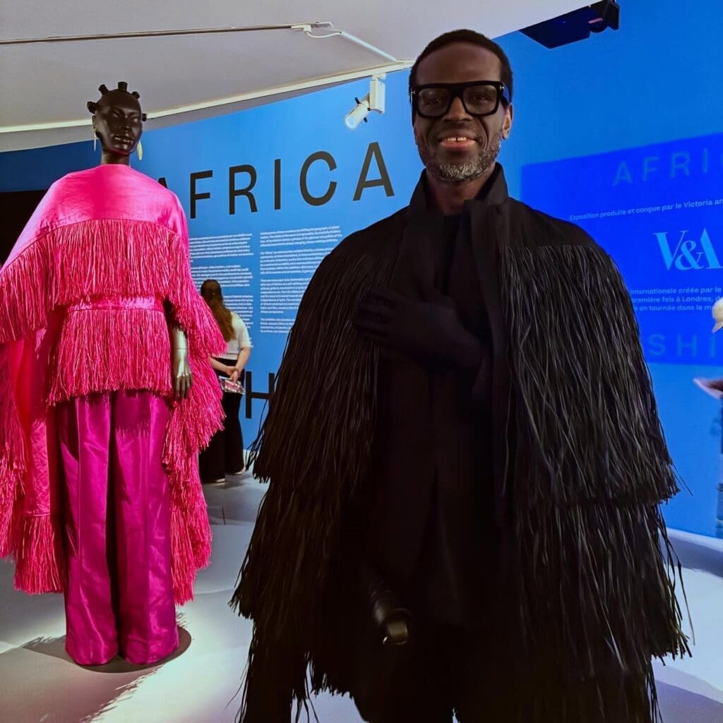 À travers "Grande Couture", son troisième ouvrage, Imane Ayissi ouvre les portes de son univers et partage sa vision de la 