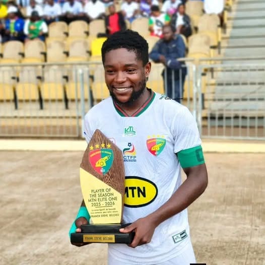 Des pistes d'athlétisme européennes aux tatamis sud-africains, en passant par les terrains de football, les routes d'Édéa et les 